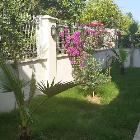 Villa Pera Villalari *